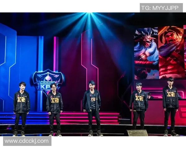 RNG战队在王者荣耀赛事中的经验革新与战术演变探讨 RNG战队在王者荣耀赛事中的经验革新与战术演变探讨